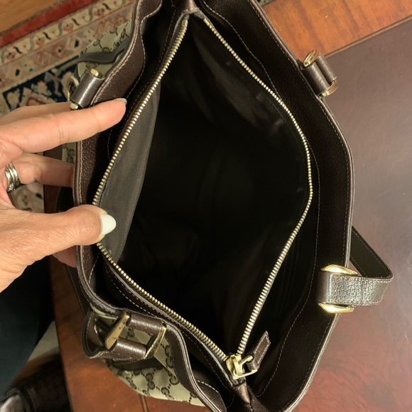 Gucci GG Abbey MM Tote - Picture 3 of 8